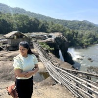 ROSHNI T