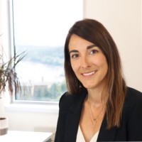 Vanessa T Vaillancourt