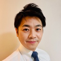 渡邊亮真