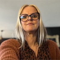 Karen De Jonghe