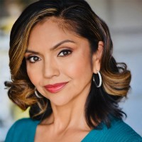 Silvia Olivas