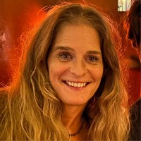 Elizabeth Damm