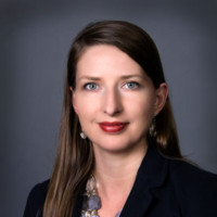 Izabela Camacho, Mba, Ctfa