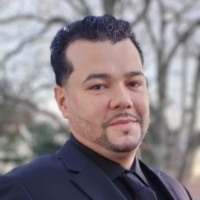 Tony R.