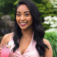 janelle deleon