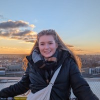 Anna Lowes