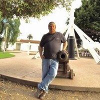 Larry Plummer
