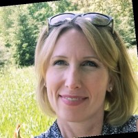 Cindy R.
