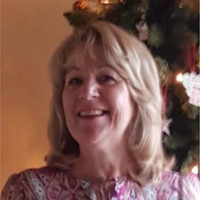 Julie Edwards