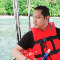 Ed Francis Romualdo