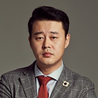 Myungsup Shin