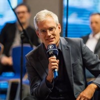 Bernhard Neuhoff