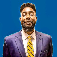 Dr. Aaron Woods