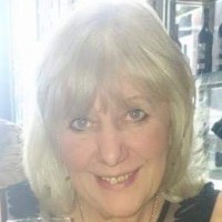 Lesley Maguire