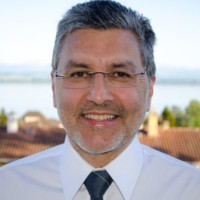 Hector De Leon