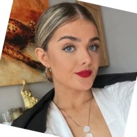 Isobel L.