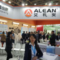 Ouyang Laura
