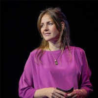 Stephanie Van Laarhoven