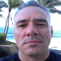 Alessandro Santos.'.