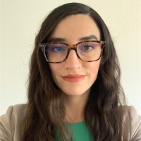 Nuria González Traslosheros