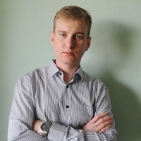 Олег Ненюхин