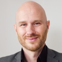 Dr. Claus Springborg