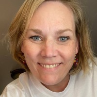 Laura Helle