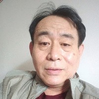 周新华