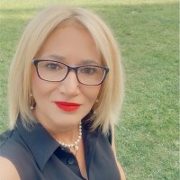 Emine Koç