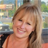 Kim R.