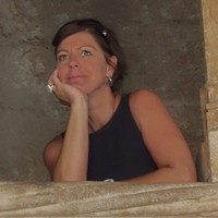 Véronique André