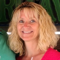 Vicki Hillegas