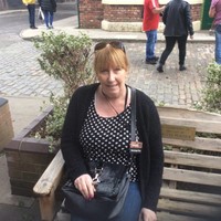 Julie Raynes