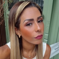 Aline Pugliese Barros