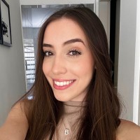 Beatriz Sportore Mano