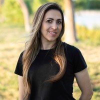 Cristina Flores