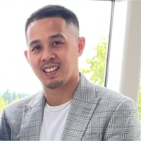 Justin J. Dinh