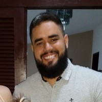 Kayan Resende