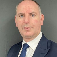 Graham Earnshaw