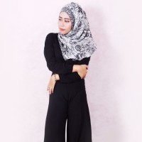 Dewi Intan Kurnia S.Des, M.Ds -