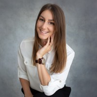 Silvia St John