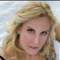 Kimberly Robertson