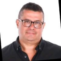 Carlos Pelaez