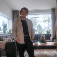 Kimberley Loos- Van Dam