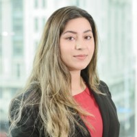 Yasna Hussain, Ca