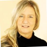 Suzanne Singleton