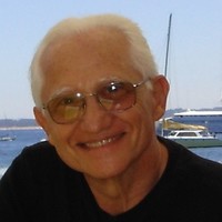 Héctor M. Kremer