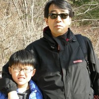 Lee Yong S.