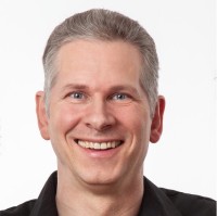 Dr. Jörg Issberner
