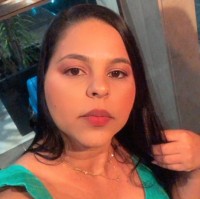 Fabiana Candida Ribeiro